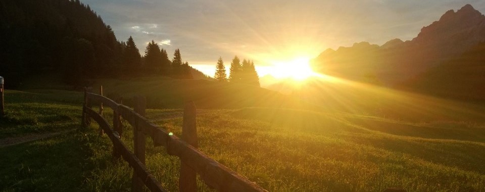 Sonnenaufgang auf der Alpe Brüggele